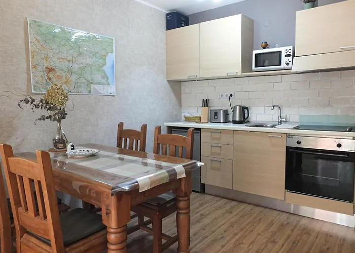 The Snug Near The Brimming Mountains アパート バンスコ